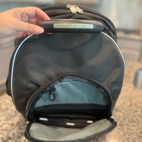 Harley-Davidson® Premium Sissy Bar Backpack - Picture 8 of 10